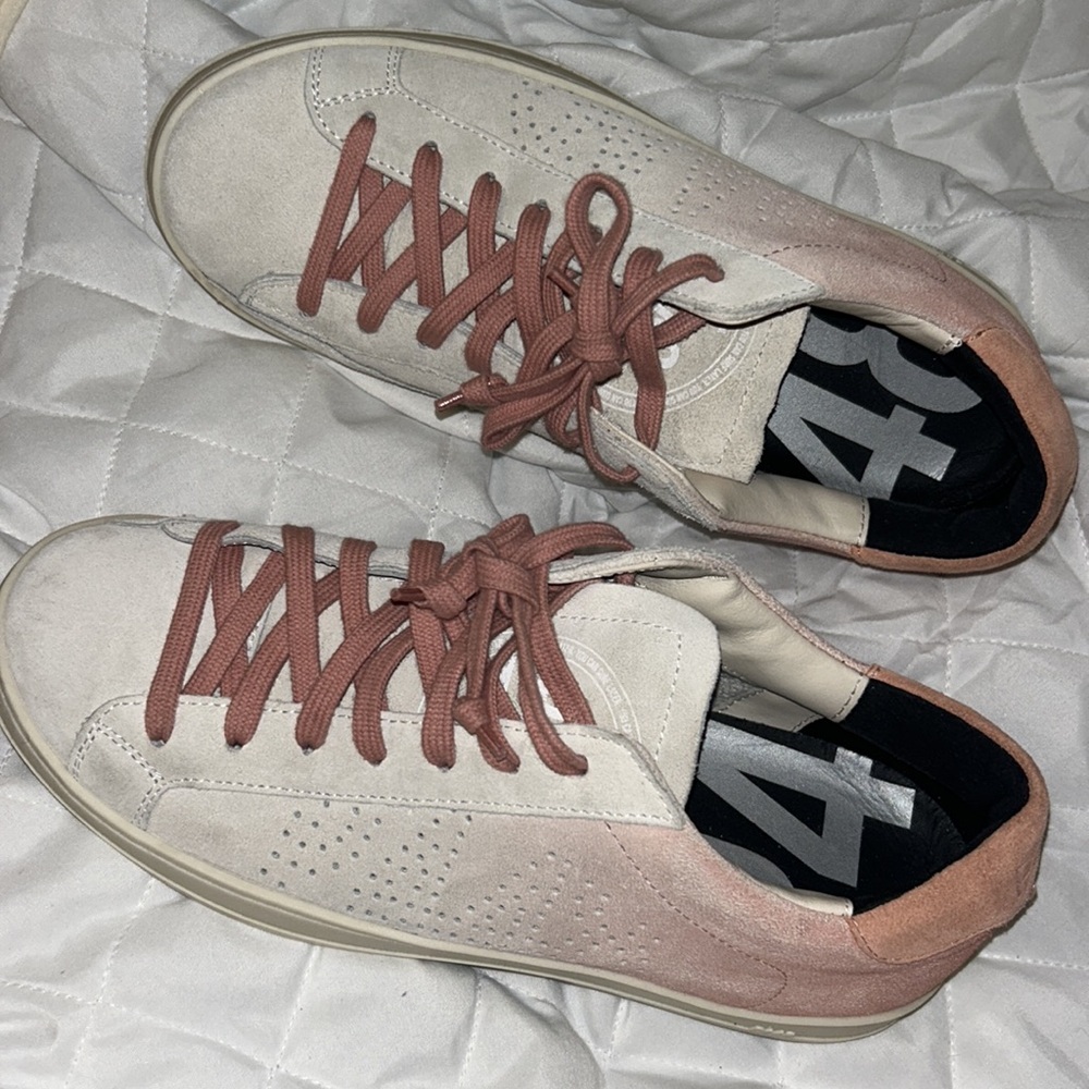 P448 Shoes - Picture 3 of 5